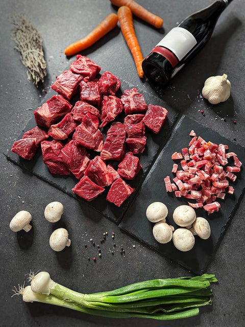 Box pour bœuf bourguignon avec viande, vin rouge et lardons